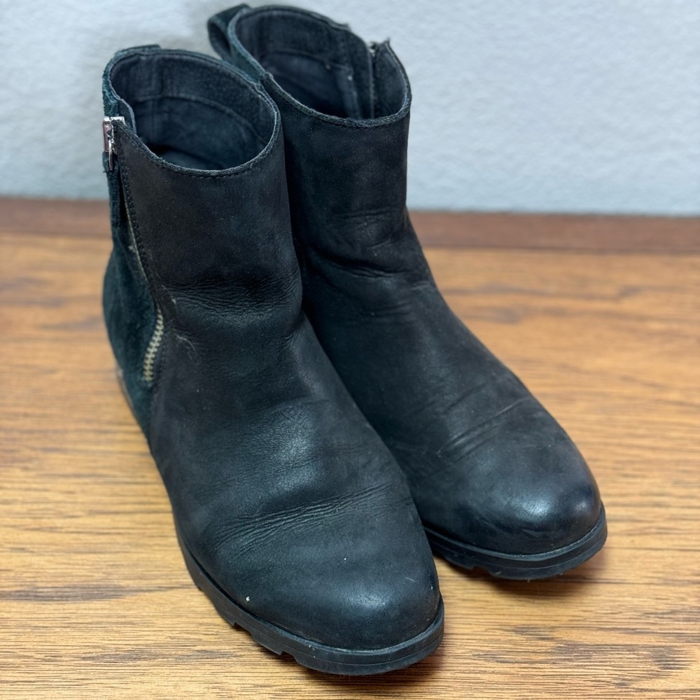 Sorel Emelie Zip Ankle Boots Black Leather Waterproof Size 8
